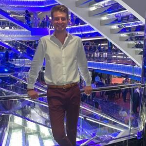 Meet your Posher, Connor